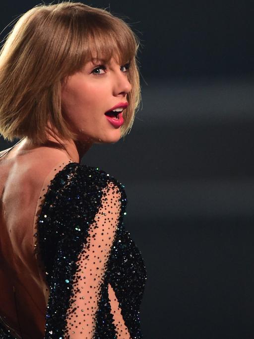 Taylor Swift bei der Grammy-Verleihung 2016 in Los Angeles