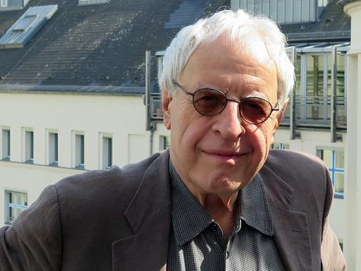 Der Autor Charles Simic