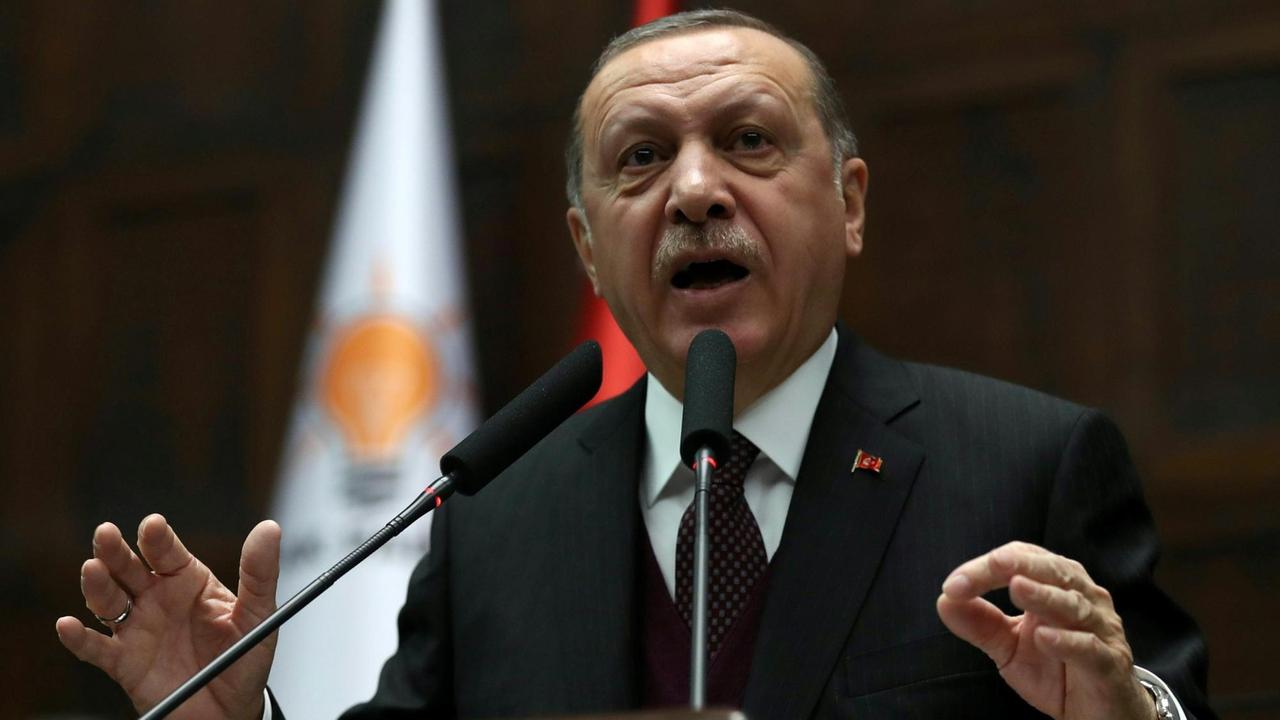 Der türkische Präsident Erdogan spricht in Ankara. Der türkische Präsident Erdogan spricht in Ankara.