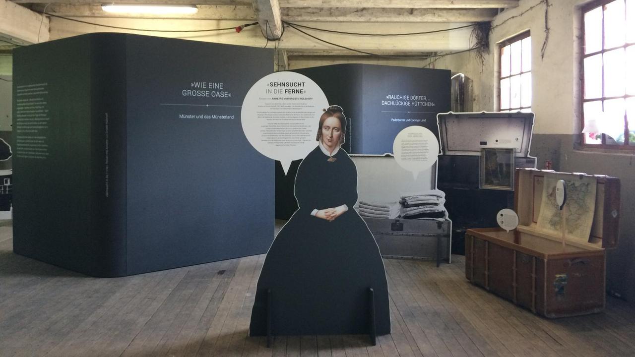 Pappaufsteller von Annette von Droste-Hülshoff in der Ausstellung "Sehnsucht in die Ferne". Pappaufsteller von Annette von Droste-Hülshoff in der Ausstellung "Sehnsucht in die Ferne".