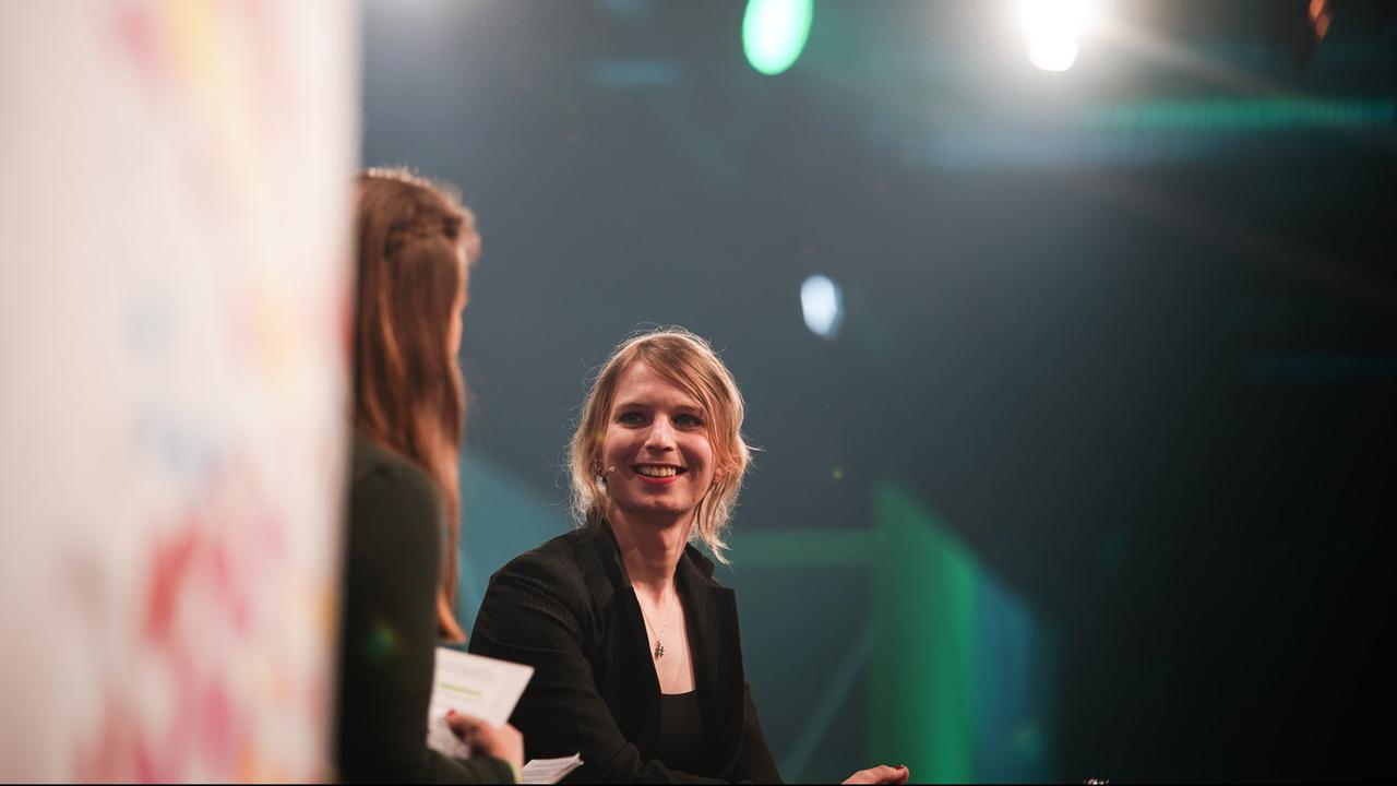 US-Whistleblowerin Chelsea Manning auf der re:publica 2018. US-Whistleblowerin Chelsea Manning auf der re:publica 2018.