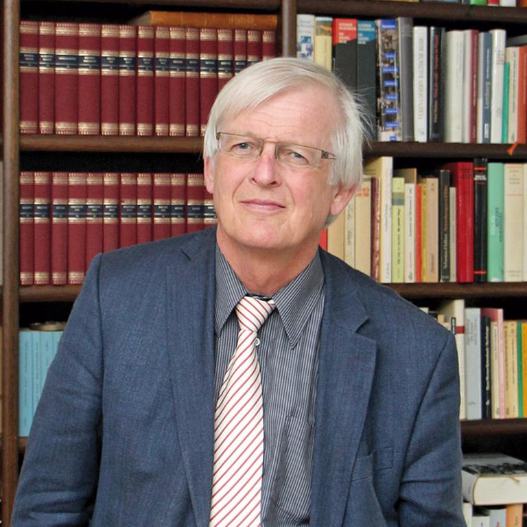 Der Jurist und Schriftsteller Matthias Buth
