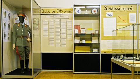 Die Ausstellung "Macht und Banalität" in der DDR-Gedenkstätte "Runde Ecke" in Leipzig.