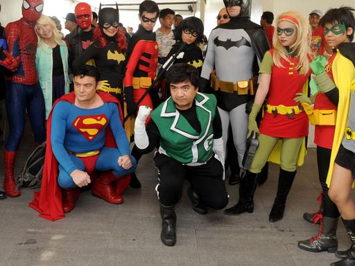 PHILIPPINES, Manila :Comic-Fans haben sich als ihre Helden verkleidet.
