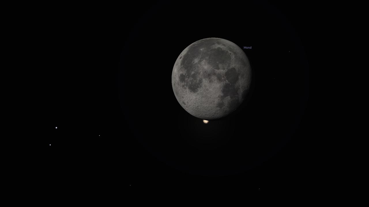 Gegen 4.30 h taucht Aldebaran wieder hinter dem Mond auf Gegen 4.30 h taucht Aldebaran wieder hinter dem Mond auf