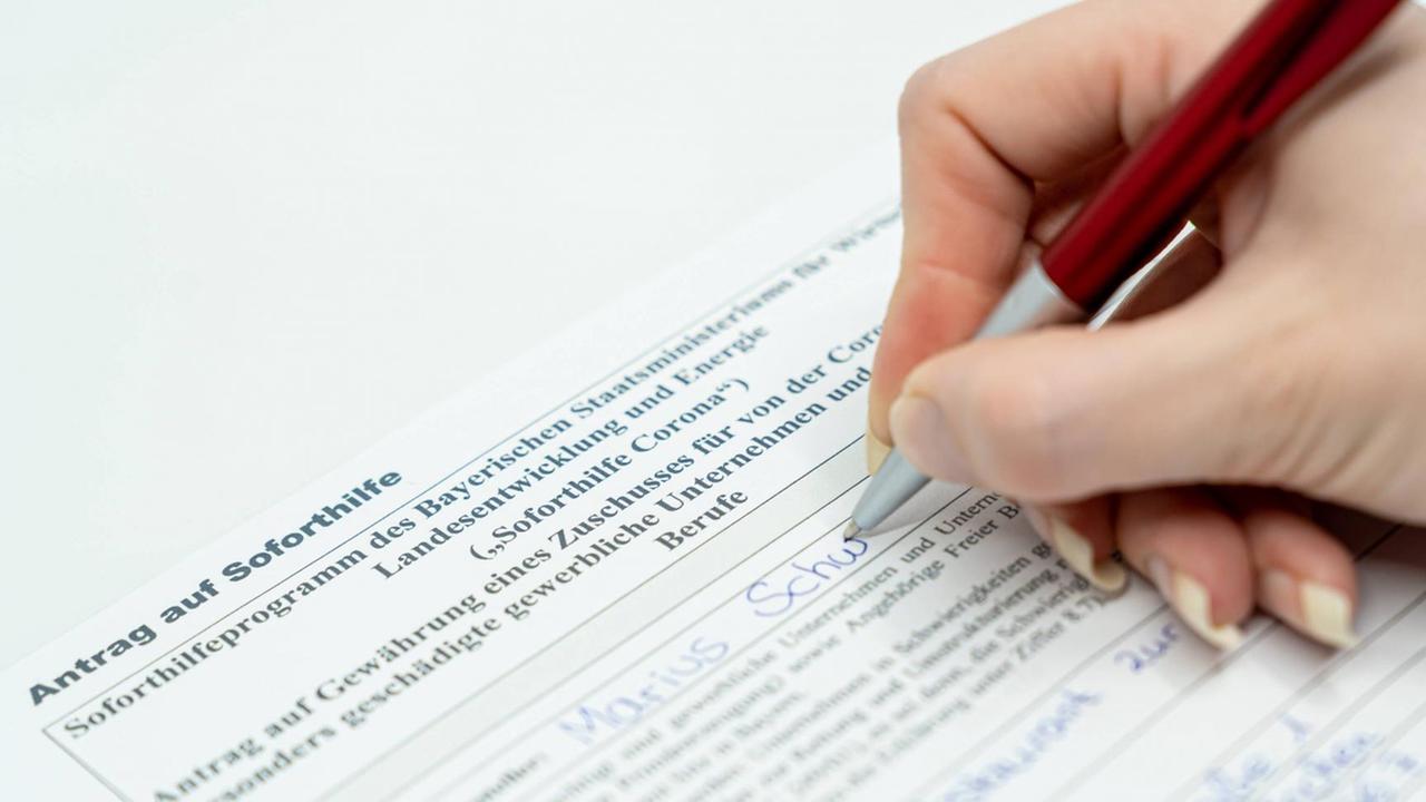 Antrag für ein Soforthilfeprogramm des Bayerischen Wirtschaftsministerium im Zuge der Corona-Krise Antrag für ein Soforthilfeprogramm des Bayerischen Wirtschaftsministerium im Zuge der Corona-Krise