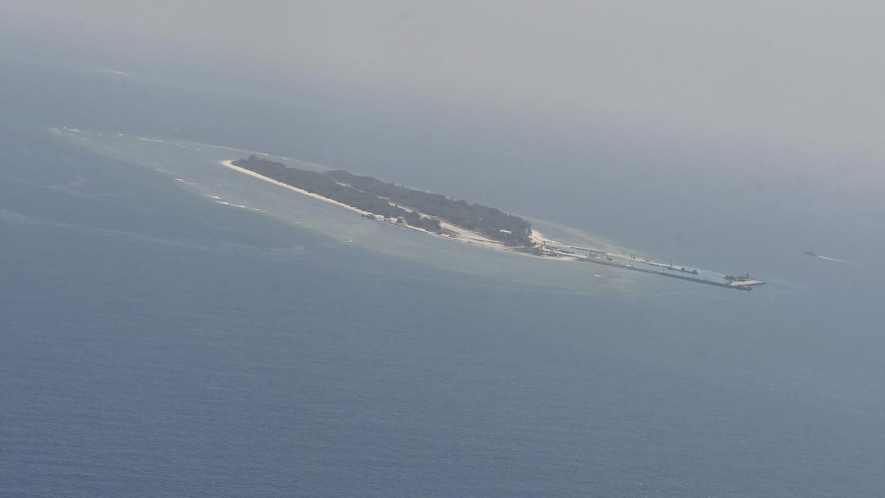 Eine Insel im südchinesischen Meer. Eine Insel im südchinesischen Meer.