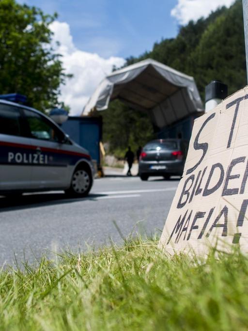 Protest gegen die Bilderberg-Konferenz in Tirol