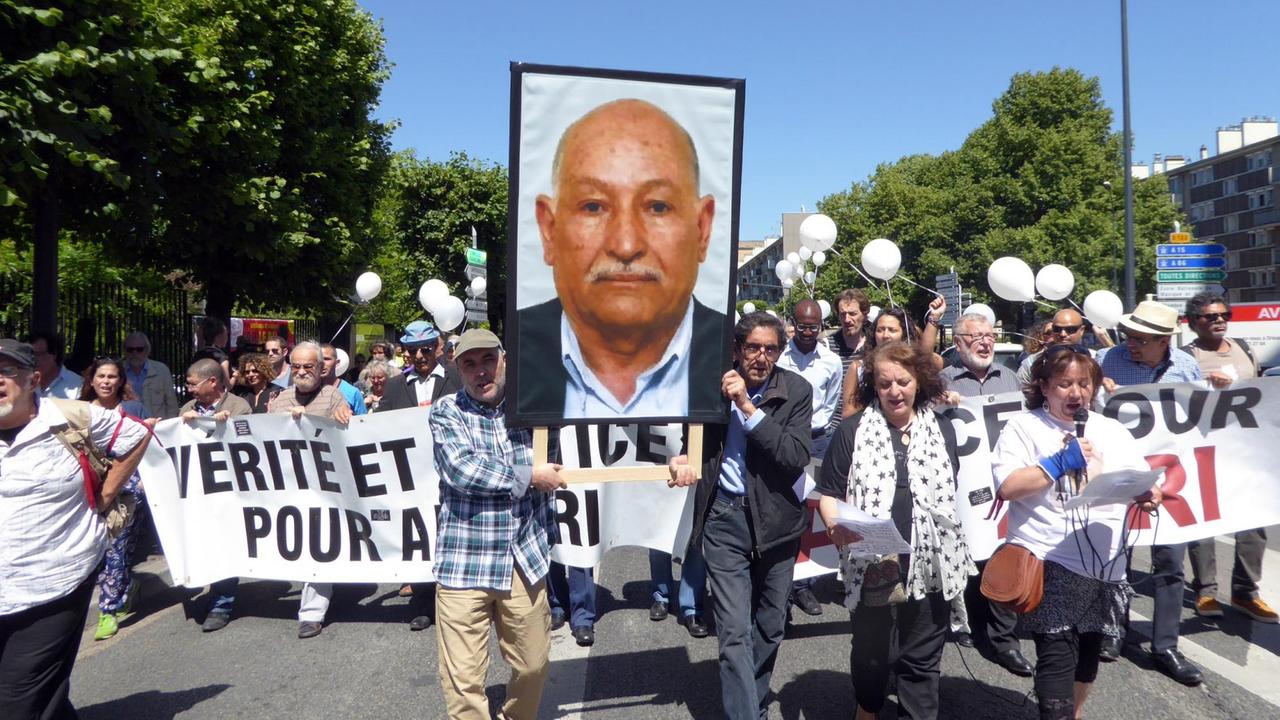 Tod nach Festnahme: Demonstration für Ali Ziri Tod nach Festnahme: Demonstration für Ali Ziri