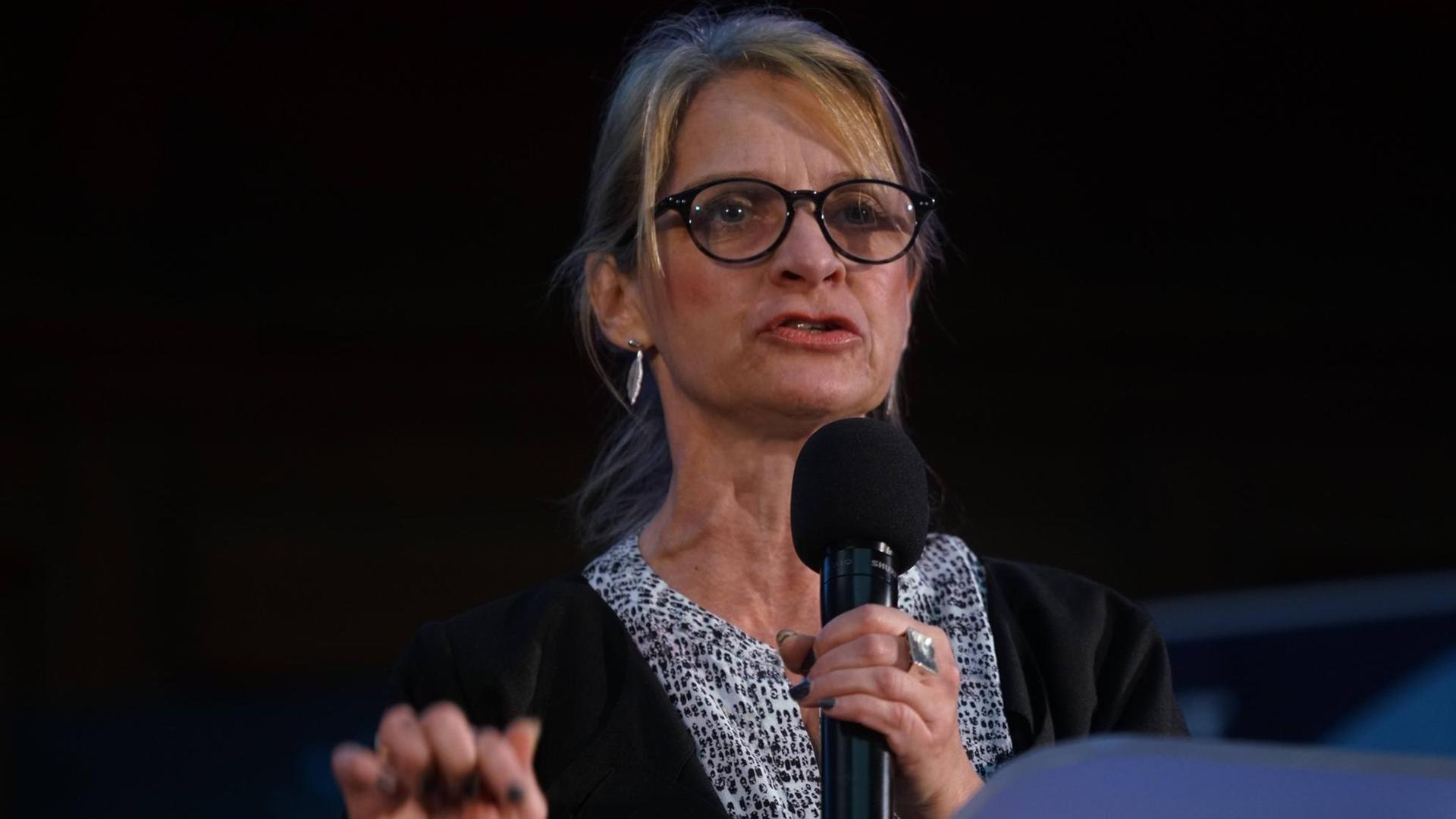 Die britisch-deutsche Politikerin Wera Hobhouse, Abgeordnete der Liberal Democrats Die britisch-deutsche Politikerin Wera Hobhouse, Abgeordnete der Liberal Democrats