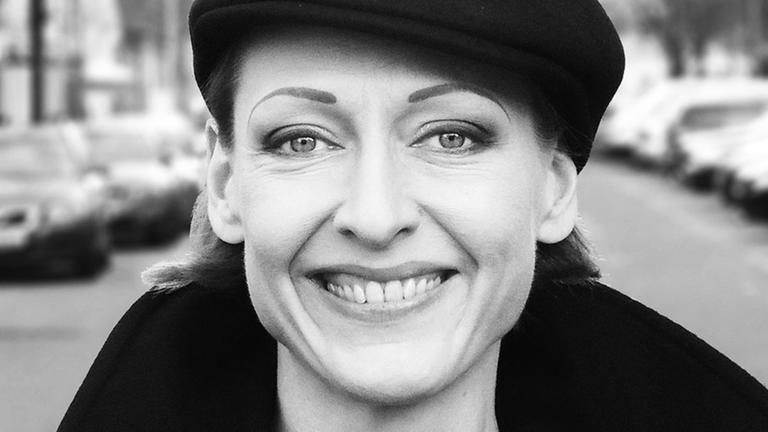 Die Comiczeichnerin Katharina Greve Die Comiczeichnerin Katharina Greve