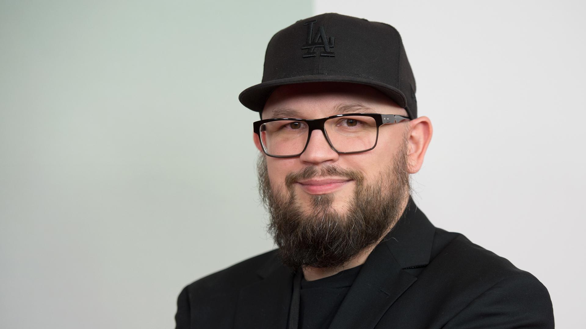 Regisseur Christian Alvart kommt am 04.02.2016 in Hamburg zur Premiere des Kinofilms "Tschiller: Off Duty". Regisseur Christian Alvart kommt am 04.02.2016 in Hamburg zur Premiere des Kinofilms "Tschiller: Off Duty".