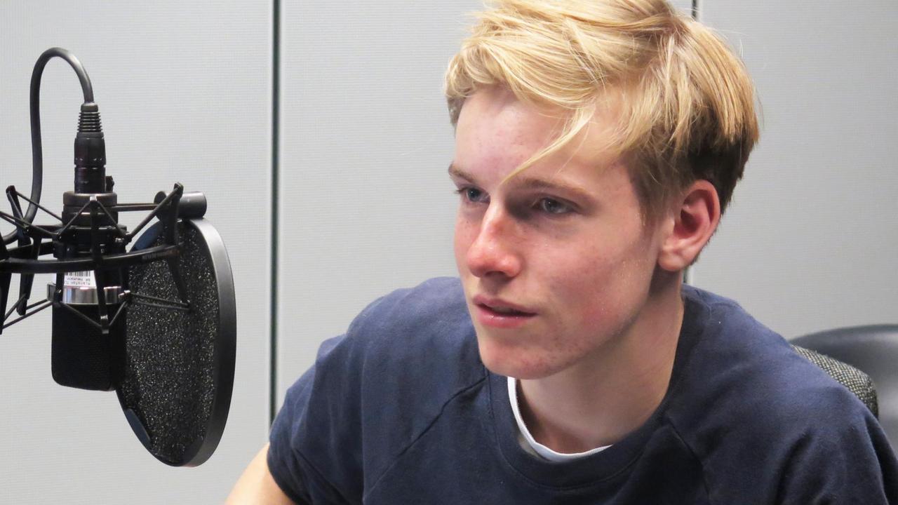 Louis Hofmann im Studiogespräch. Louis Hofmann im Studiogespräch.