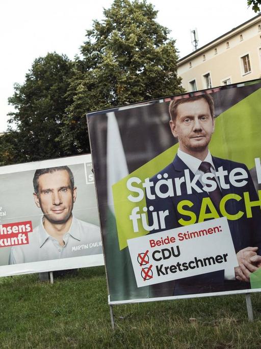 Wahlplakat von CDU Ministerpraesident und CDU Spitzenkandidat Michael Kretschmer und SPD Kandidat Martin Dulig in Chemintz, zur Landtagswahl in Sachsen