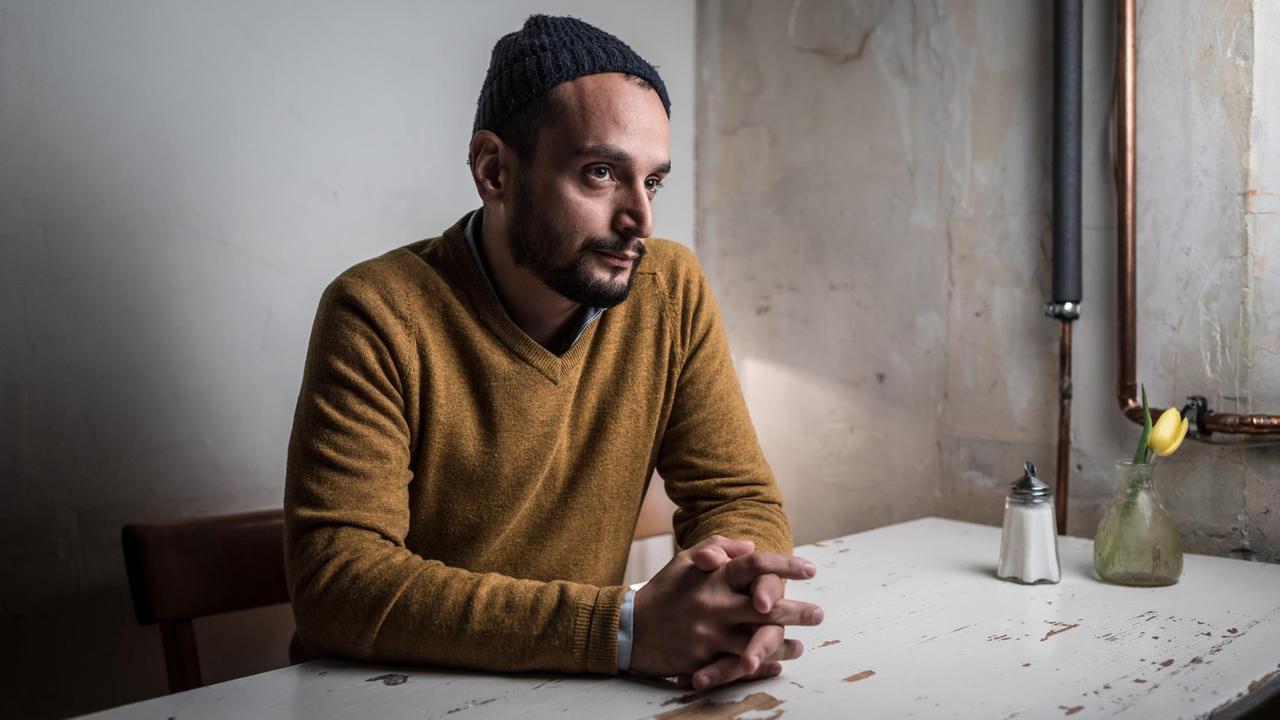 Nachdenklich: Regisseur Arman T. Riahi spricht über seinen neuesten Film. Nachdenklich: Regisseur Arman T. Riahi spricht über seinen neuesten Film.