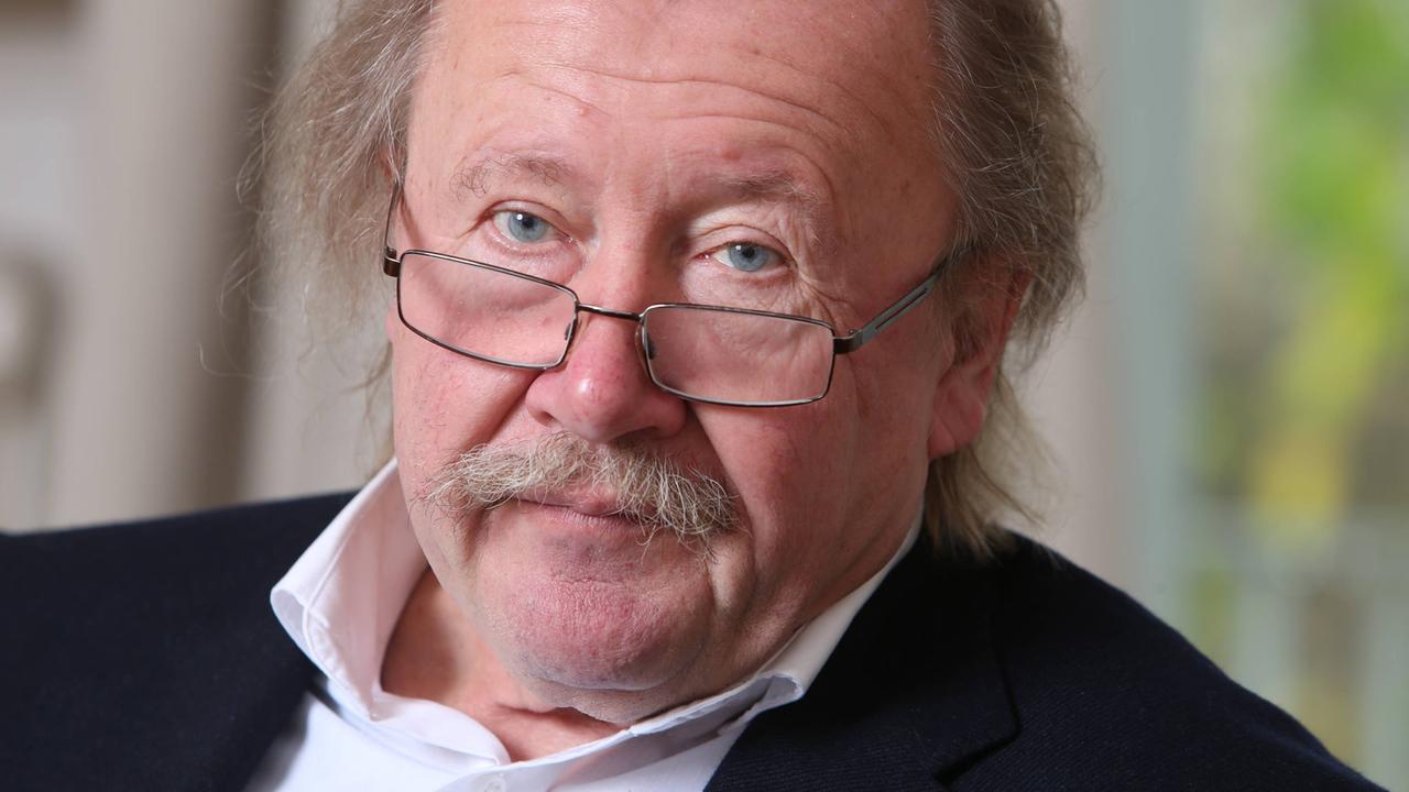 Der Autor und Philosoph Peter Sloterdijk (2015) Der Autor und Philosoph Peter Sloterdijk (2015)