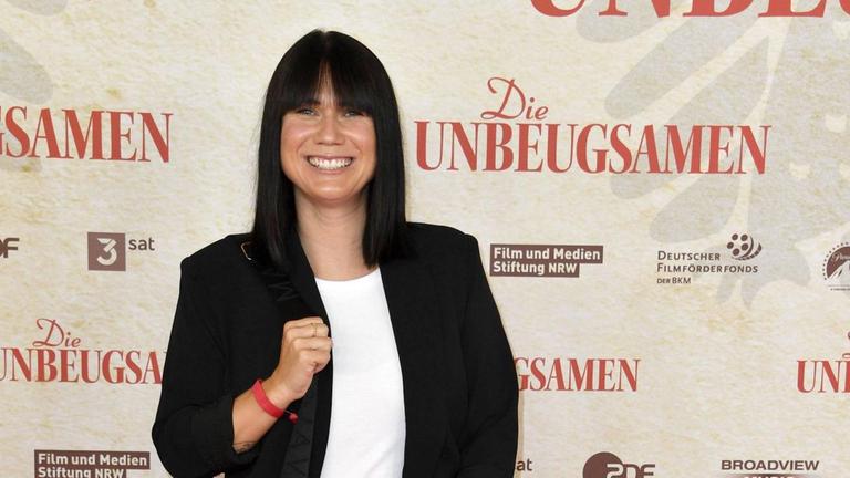 Louisa Dellert bei der Premiere des Dokumentarfilms Die Unbeugsamen im Delphi Filmpalast Louisa Dellert bei der Premiere des Dokumentarfilms Die Unbeugsamen im Delphi Filmpalast