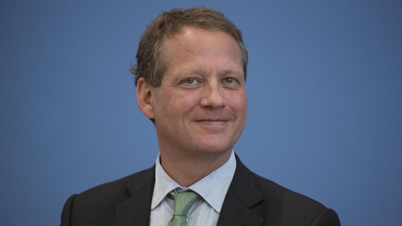 Eric Schweitzer, Präsident des Deutschen Industrie- und Handelskammertages. Eric Schweitzer, Präsident des Deutschen Industrie- und Handelskammertages.