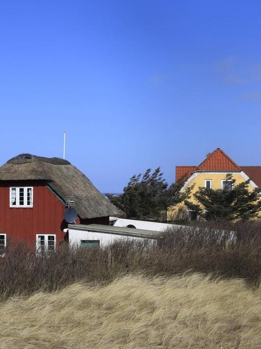 Wohnhäuser und Turm auf den Dünen, Lokken, Kommune Hjorring, Nordjylland Nordjütland.