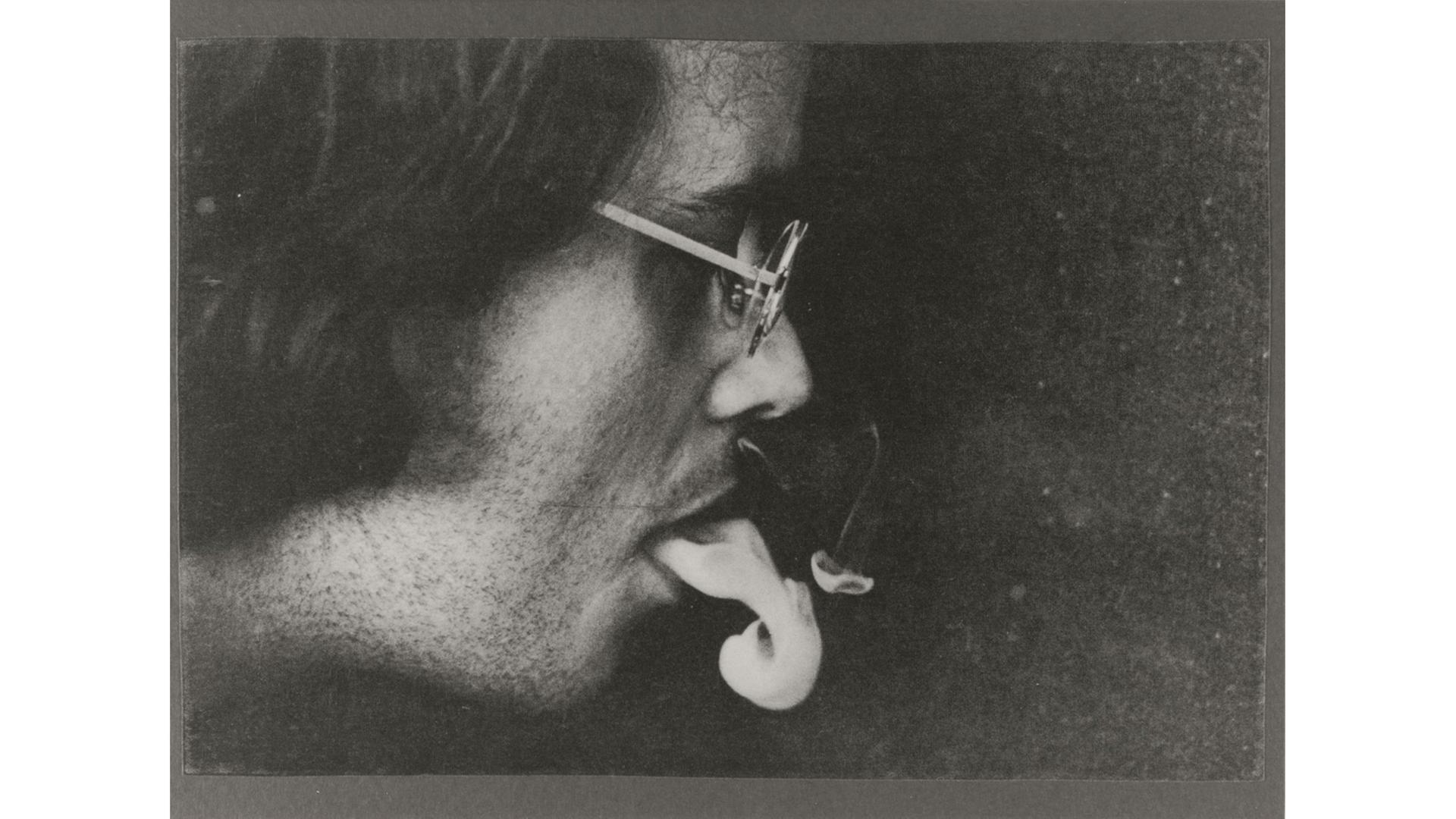 Der amerikanische Performancekünstler Terry Fox, 1970. Der amerikanische Performancekünstler Terry Fox, 1970.