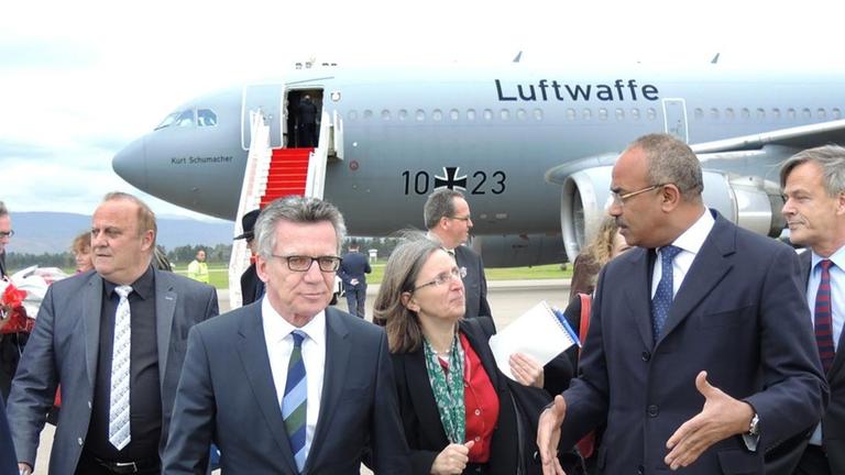 Bundesinnenminister Thomas de Maizière, hier in Algier Bundesinnenminister Thomas de Maizière, hier in Algier