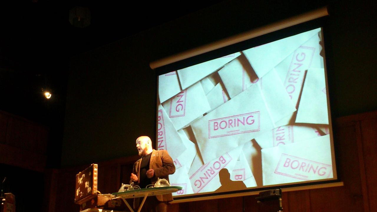Auf der "Boring Conference" in London wird gepflegte Langeweile zelebriert. Auf der "Boring Conference" in London wird gepflegte Langeweile zelebriert.