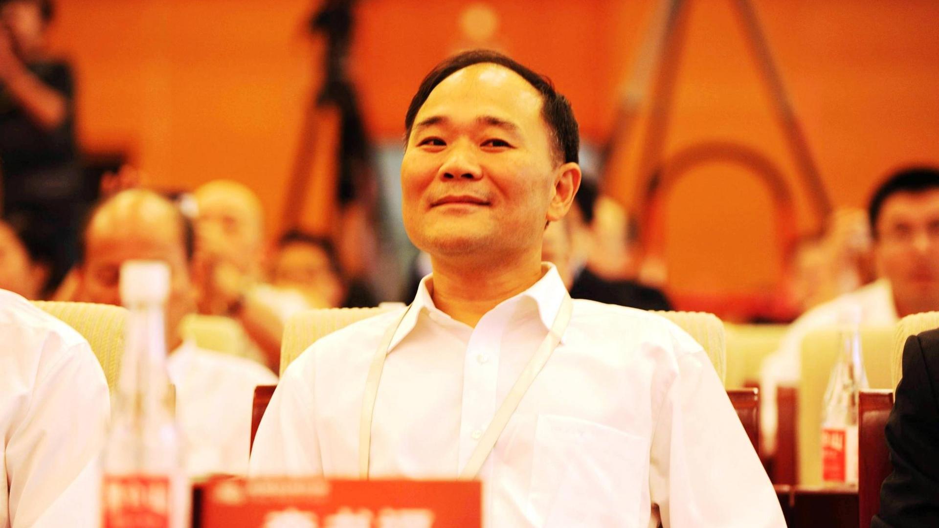 Li Shūfú 2015 beim "China Brand Forum" in Peking Li Shūfú 2015 beim "China Brand Forum" in Peking