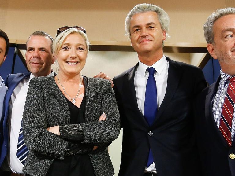 (L-R) The Federal Secretary of Northern League's party, Matteo Salvini, Far-right Freedom Party of Austria (FPOe) Harald Vilimsky, French far-right National Front party leader Marine Le Pen, Dutch right-wing 'Partij voor de Vrijheid' (PVV) leader Geert Wilders...