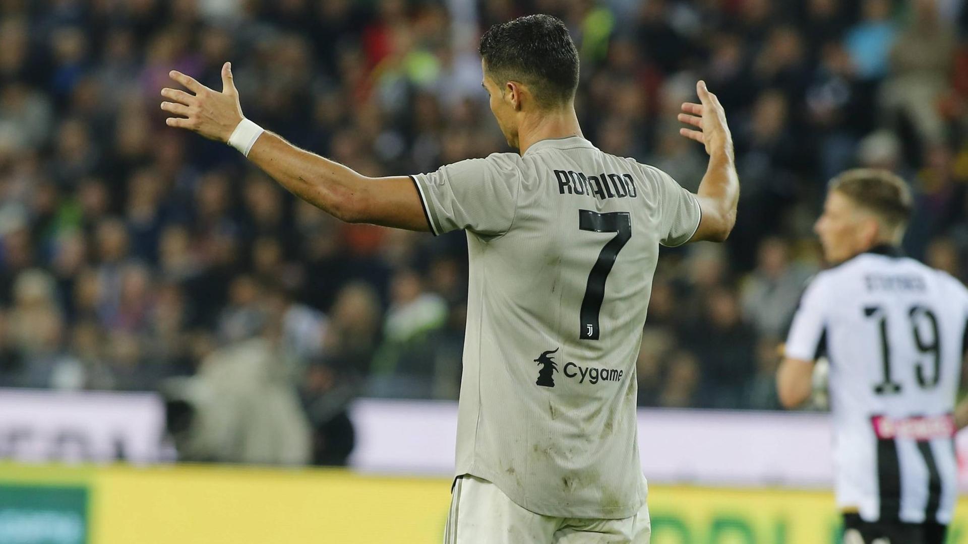 October 6, 2018 - Udine, Italy - Cristiano Ronaldo während des Spiels gegen Udinese October 6, 2018 - Udine, Italy - Cristiano Ronaldo während des Spiels gegen Udinese