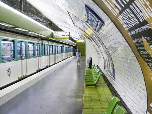 Metro-Station in Paris