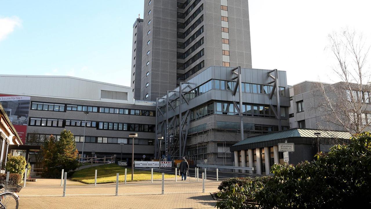 Am Universitätsklinikum Knappschaftskrankenhaus Bochum wird die Liquid-Biopsy-Technik im Rahmen eines Forschungsprogramms erprobt Am Universitätsklinikum Knappschaftskrankenhaus Bochum wird die Liquid-Biopsy-Technik im Rahmen eines Forschungsprogramms erprobt