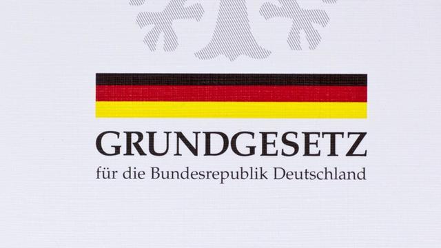 Grundgesetz der Bundesrepublik Deutschland | Verwendung weltweit, Keine Weitergabe an Wiederverkäufer.