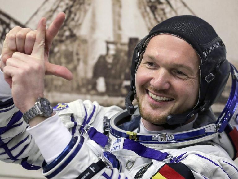 Astronaut Alexander Gerst lächelt