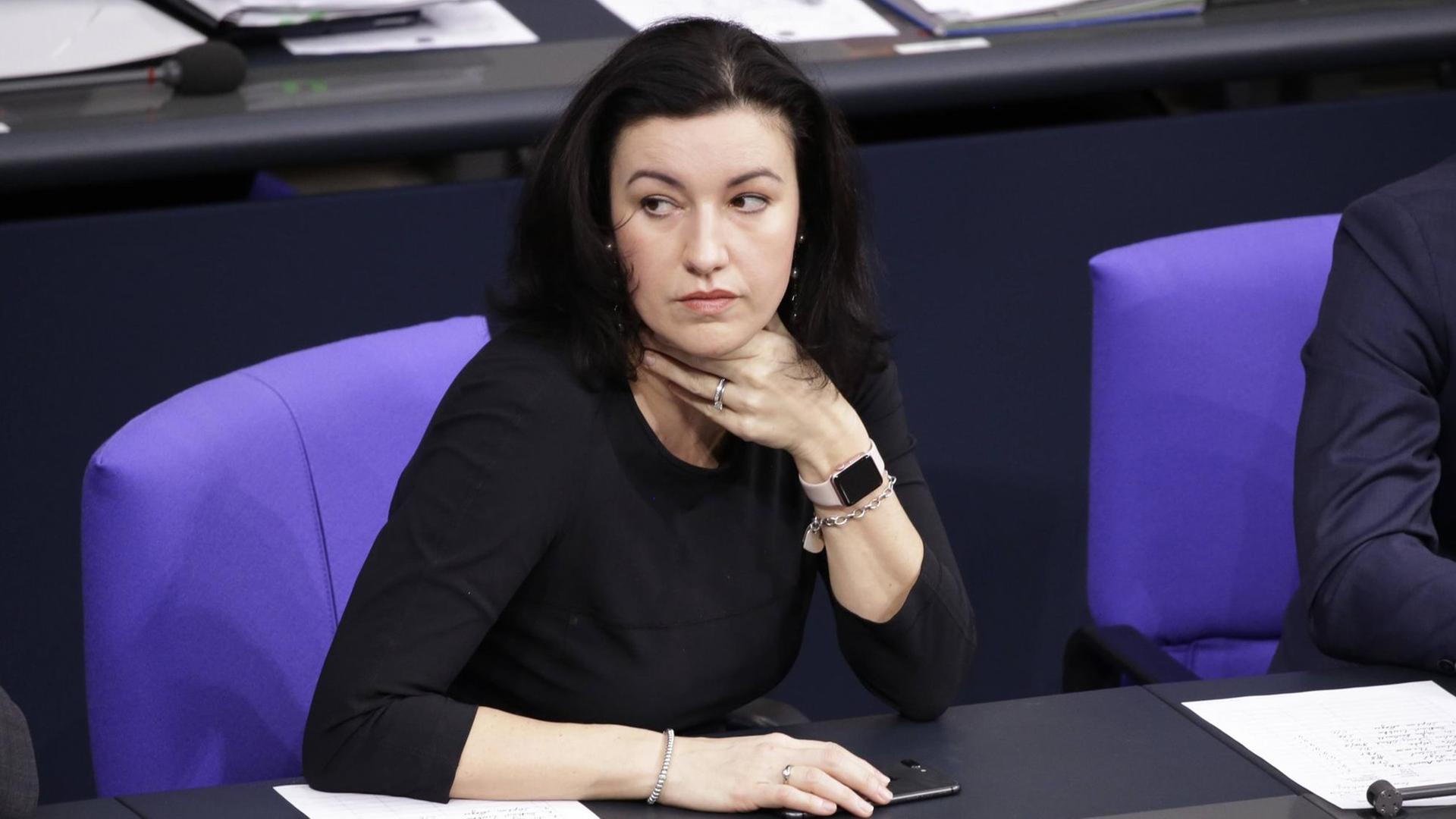 Die CSU-Politikerin Dorothee Bär im Bundestag Die CSU-Politikerin Dorothee Bär im Bundestag