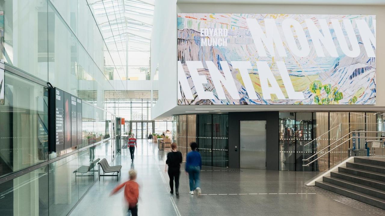 Glasüberdachte Ausstellungsfläche im neuen Munch-Museum in Oslo 