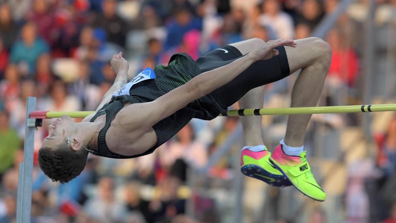 Lausanne , Leichtathletik, IAAF Diamond League, Athletissima Lausanne , Stade Olympique de la Pontaise Lausanne , 05.07.2018, Danil Lysenko, RusslandHochsprung Männer *** Lausanne Athletics IAAF Diamond League Athletissima Lausanne Stade Olympique de la Pontaise Lausanne 05 07 2018 Danil Lysenko RussiaHigh jump men Lausanne , Leichtathletik, IAAF Diamond League, Athletissima Lausanne , Stade Olympique de la Pontaise Lausanne , 05.07.2018, Danil Lysenko, RusslandHochsprung Männer *** Lausanne Athletics IAAF Diamond League Athletissima Lausanne Stade Olympique de la Pontaise Lausanne 05 07 2018 Danil Lysenko RussiaHigh jump men