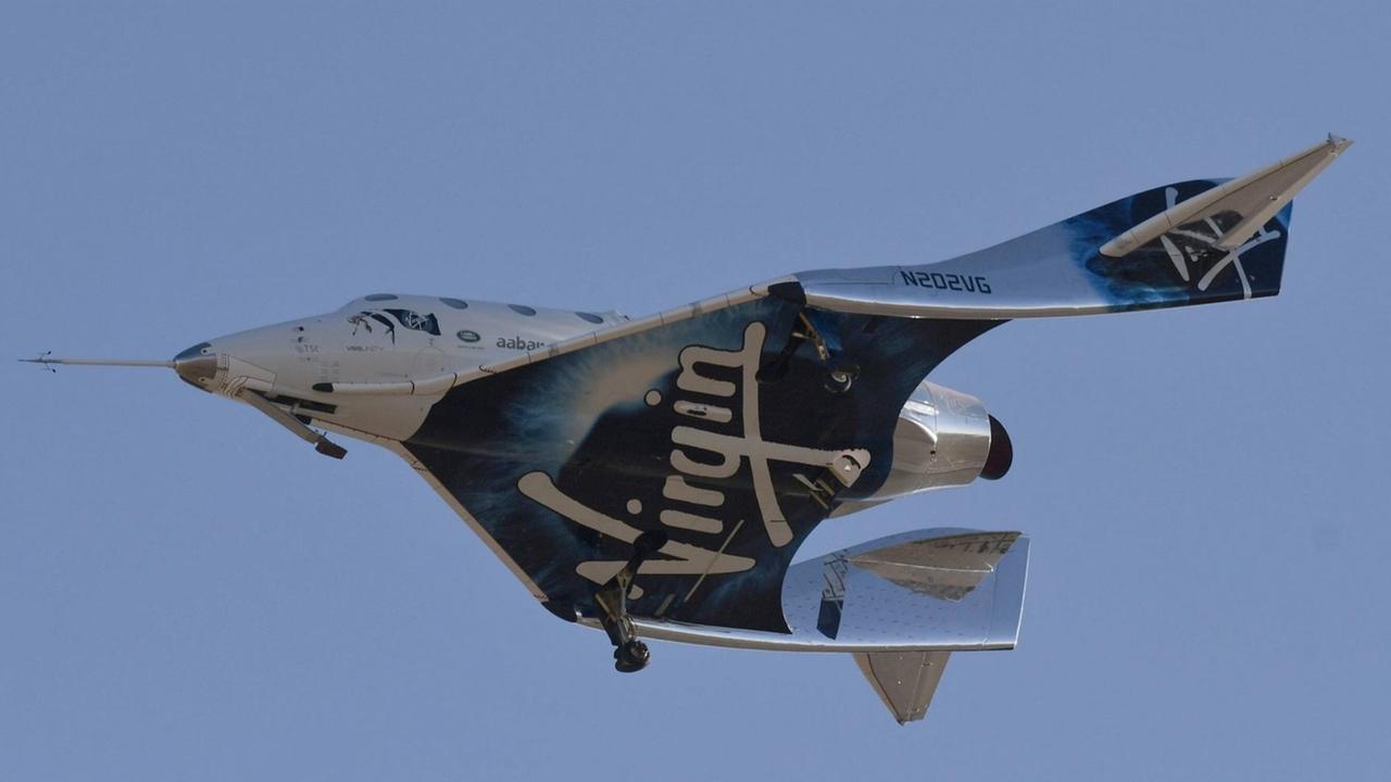 Testflug von SpaceShipTwo des privaten US-Raumfahrtunternehmens Virgin Galactic am 13. Dezember 2018 in Mojave, Kalifornien Testflug von SpaceShipTwo des privaten US-Raumfahrtunternehmens Virgin Galactic am 13. Dezember 2018 in Mojave, Kalifornien