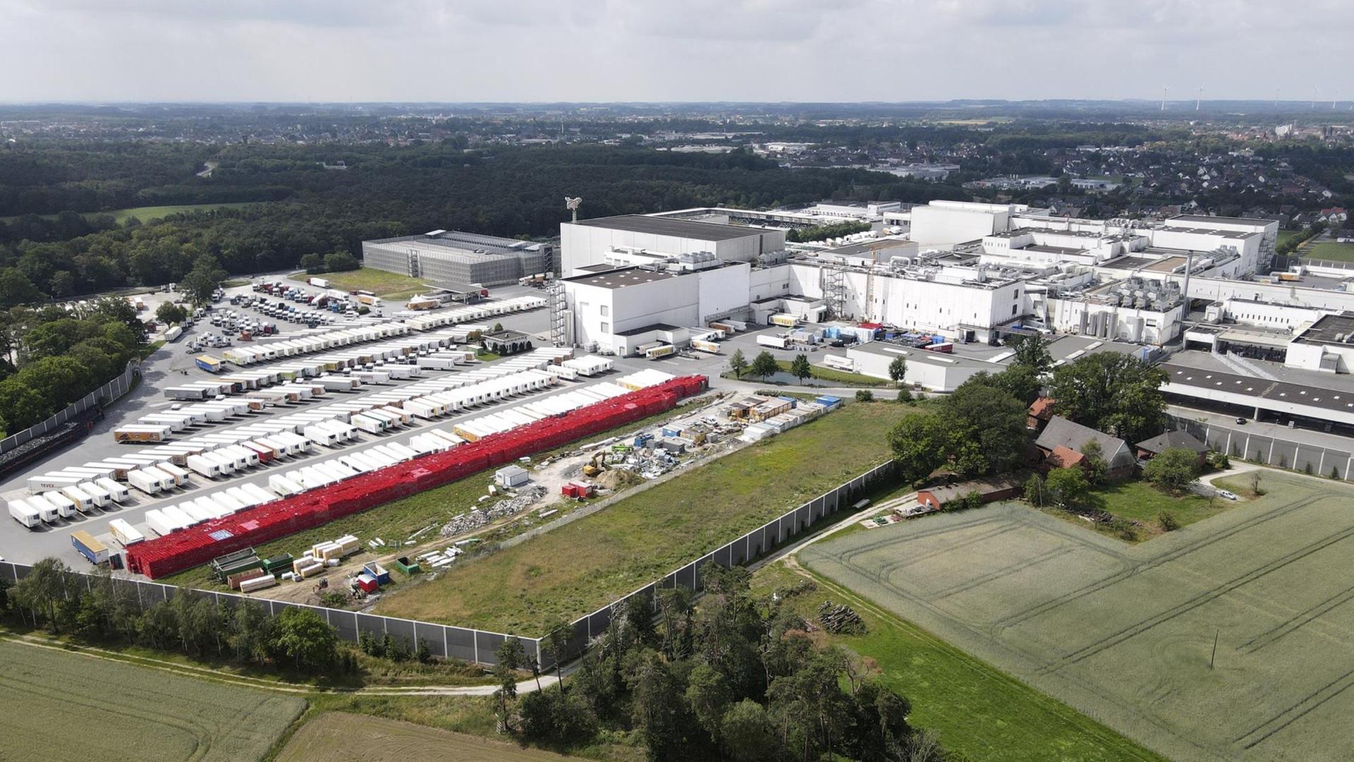 Die Arbeitsbedingungen in der Fleischindustrie stehen in der Kritik. Die Arbeitsbedingungen in der Fleischindustrie stehen in der Kritik.