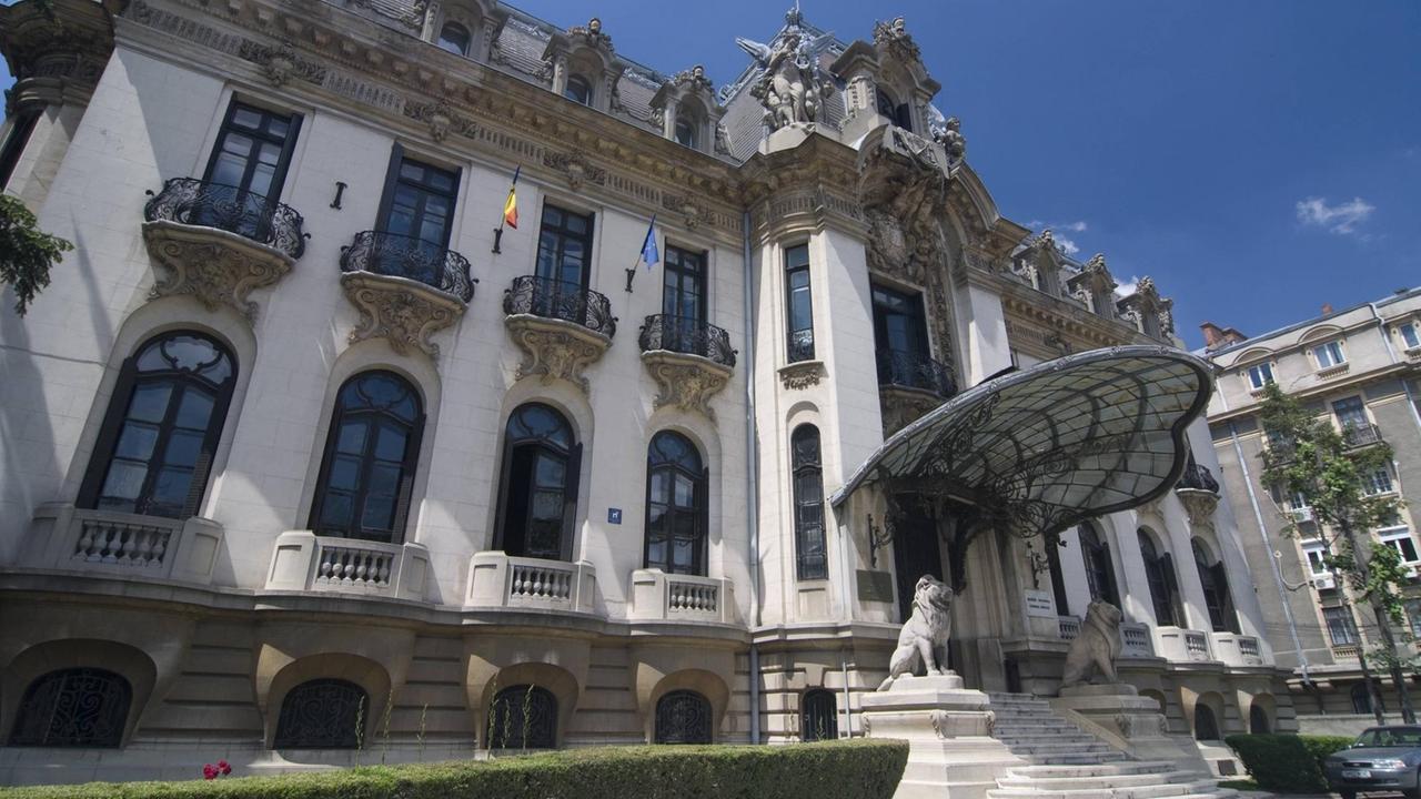 Kein Palast für den rumänischen Nationalkomponisten: In diesem Haus residierte George Enescu in Bukarest, bis ihn der Kommunismus ins Exil trieb Kein Palast für den rumänischen Nationalkomponisten: In diesem Haus residierte George Enescu in Bukarest, bis ihn der Kommunismus ins Exil trieb