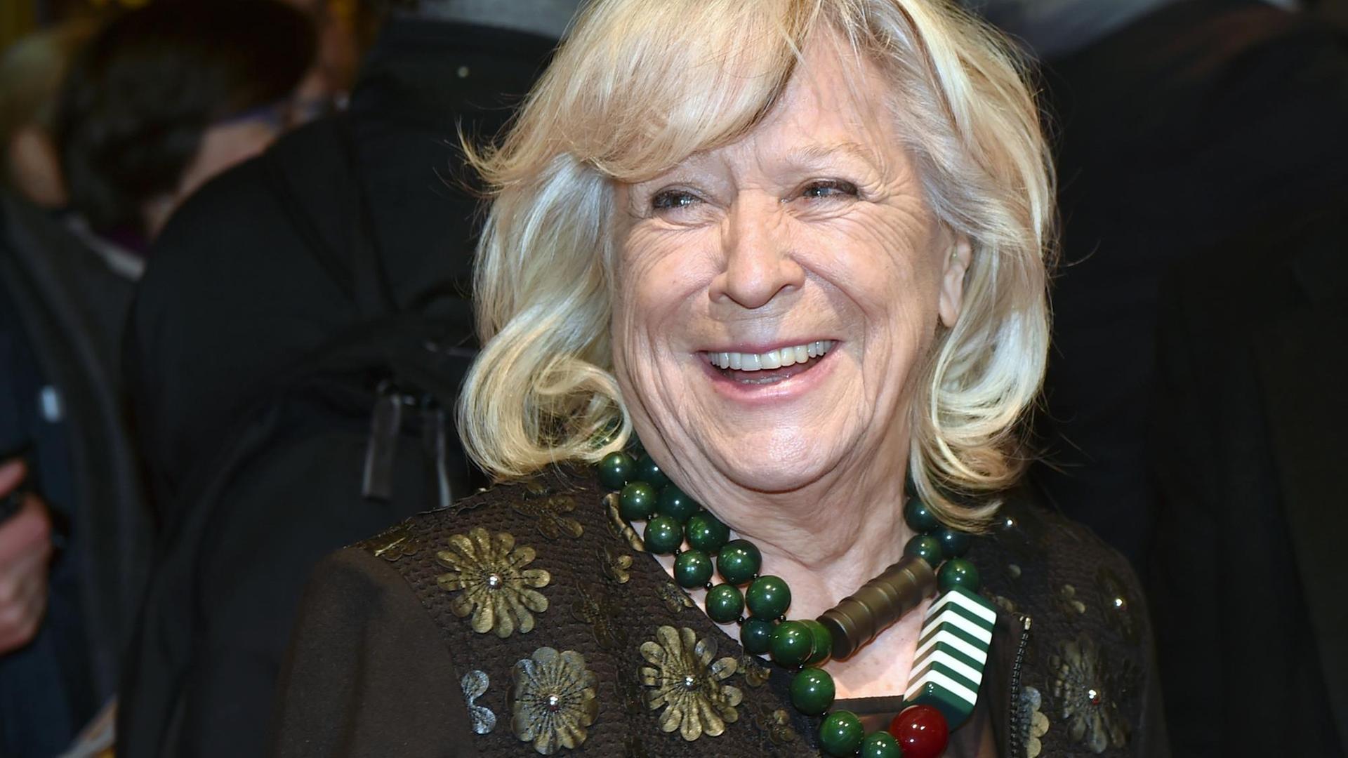 Regisseurin Margarethe von Trotta kommt am 28.11.2017 in Essen zur Premiere ihres Filmes "Forget about Nick" (Viel Lärm um Nick). Der Film ist ab dem 07.12. in den deutschen Kinos zu sehen. Regisseurin Margarethe von Trotta kommt am 28.11.2017 in Essen zur Premiere ihres Filmes "Forget about Nick" (Viel Lärm um Nick). Der Film ist ab dem 07.12. in den deutschen Kinos zu sehen.