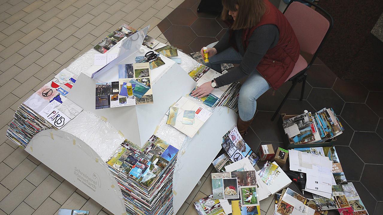 Eiffelturm aus Postkarten Bad Neuenahr Eiffelturm aus Postkarten Bad Neuenahr