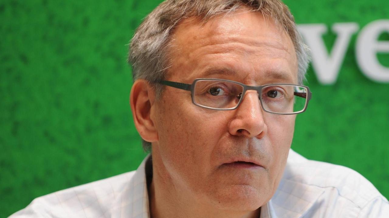 Der Programmleiter des Fischer-Verlages auf der Frankfurter Buchmesse 2017 Der Programmleiter des Fischer-Verlages auf der Frankfurter Buchmesse 2017