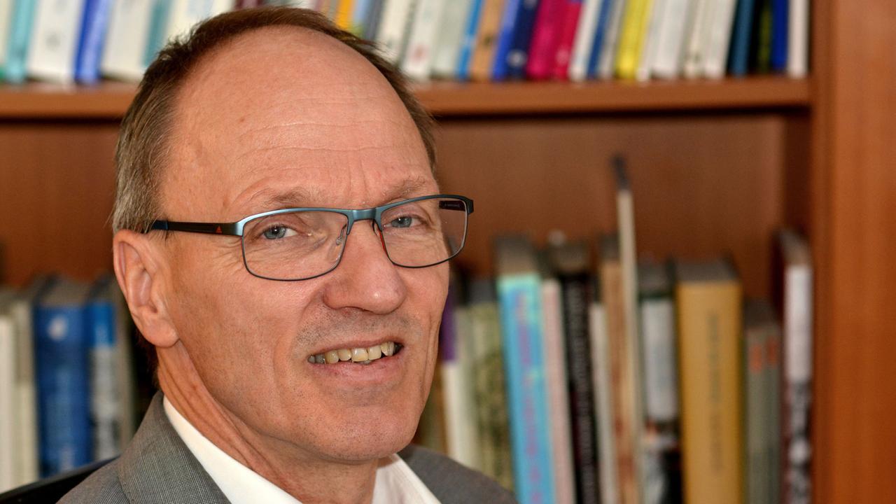 Tilman Steinert ist Ärztlicher Direktor der Klinik für Psychiatrie und Psychotherapie der Universität Ulm (Weissenau)
