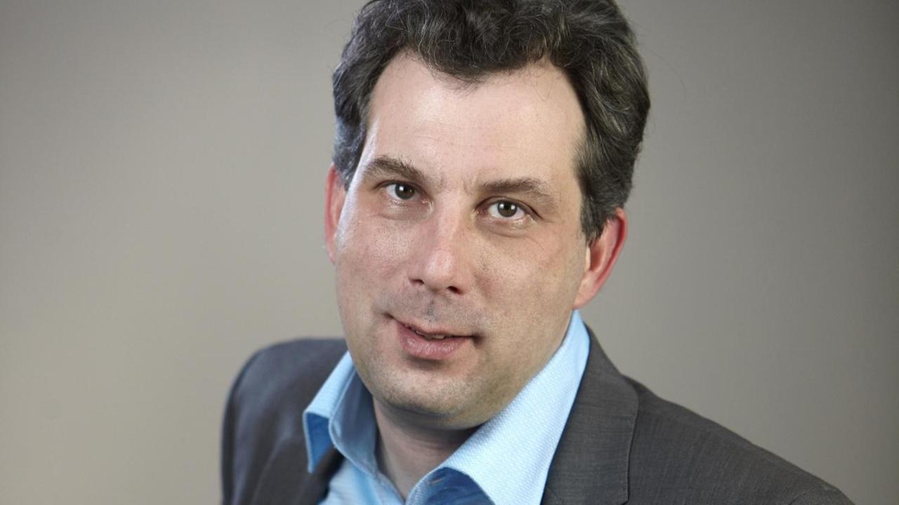 Volker Resing ist Journalist und Buchautor. Seit 1. Oktober 2014 ist er Chefredakteur der "Herder Korrespondenz". Volker Resing ist Journalist und Buchautor. Seit 1. Oktober 2014 ist er Chefredakteur der "Herder Korrespondenz".