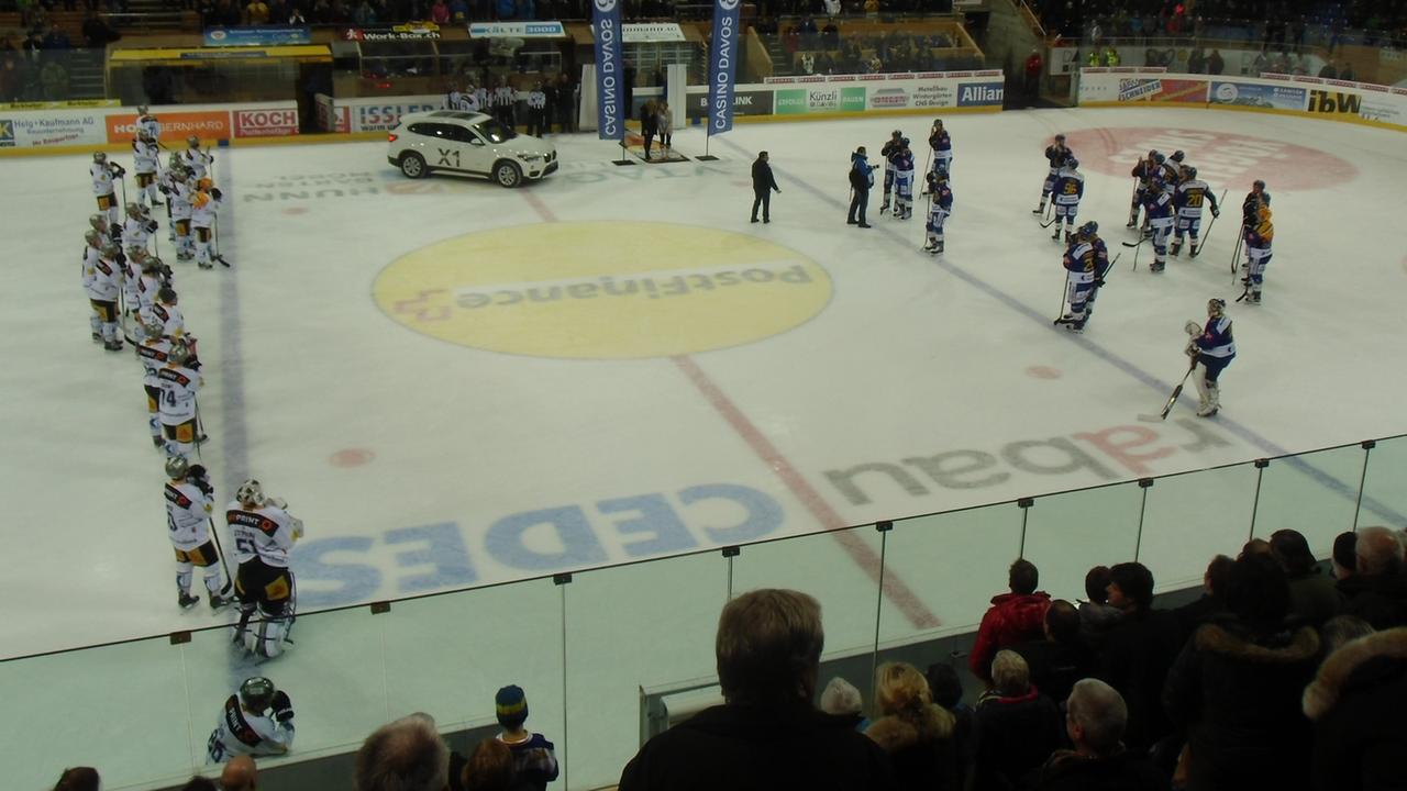 Ganz nah dran bei einem Spiel des HC Davos Ganz nah dran bei einem Spiel des HC Davos