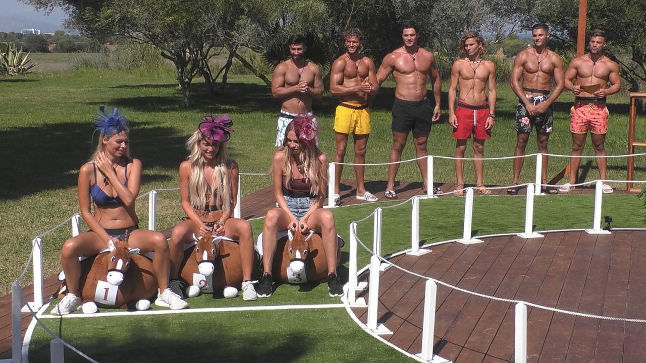 Ein Bild aus der Dating-Show "Love-Island" Ein Bild aus der Dating-Show "Love-Island"