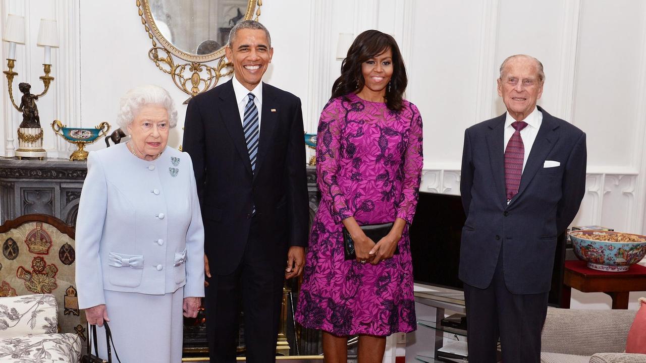 Die britische Queen Elizabeth II., US-Präsidnet Obama, die First Lady Michelle Obama und Prinz Philip. Die britische Queen Elizabeth II., US-Präsidnet Obama, die First Lady Michelle Obama und Prinz Philip.