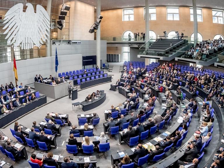 Das Plenum des Deutschen Bundestags in Berlin