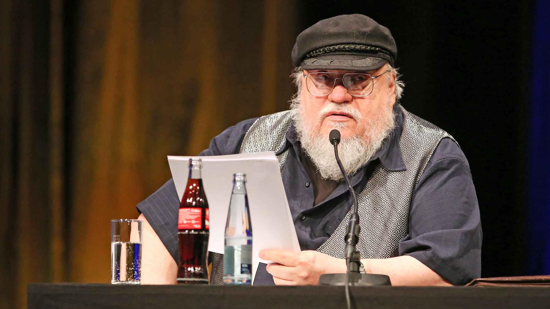 Der US-amerikanische Autor George R.R. Martin liest am 21.06.2015 in Hamburg als Gast beim Harbour Front Literaturfestival im Congress Centrum Hamburg (CCH). Der US-amerikanische Autor George R.R. Martin liest am 21.06.2015 in Hamburg als Gast beim Harbour Front Literaturfestival im Congress Centrum Hamburg (CCH).
