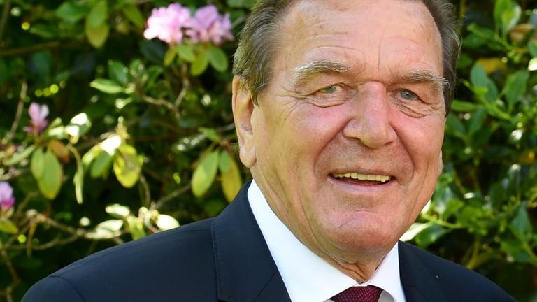 Gerhard Schröder und der niedersächsische Ministerpräsident Stephan Weil